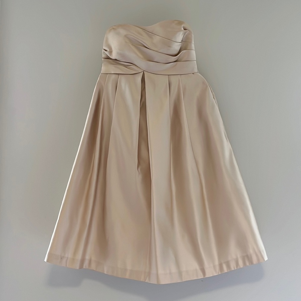 Strapless dress